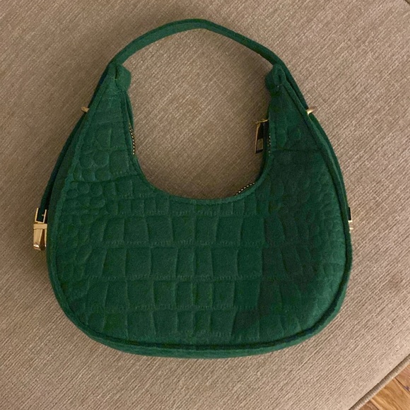 Purses - Picture 4 of 4